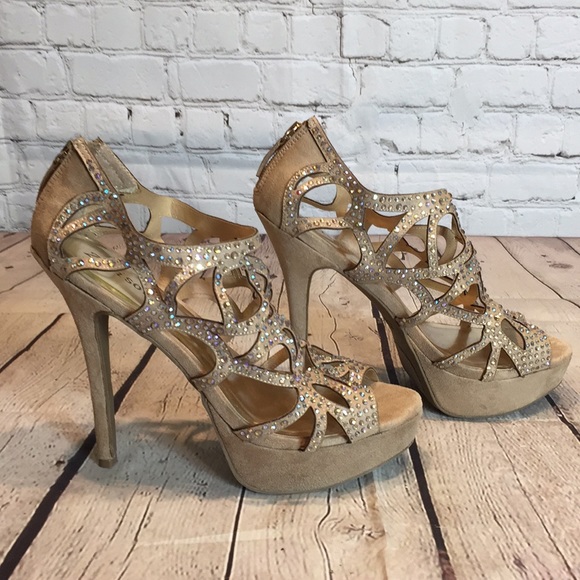 Zigisoho shoes tan and rhinestone cutout 5” high heels - Picture 2 of 7